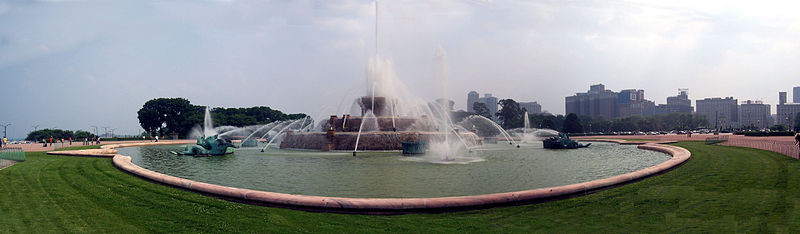 Buckingham_Fountain_Panoramic_View